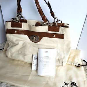 Coach Medium Size Leather Purse